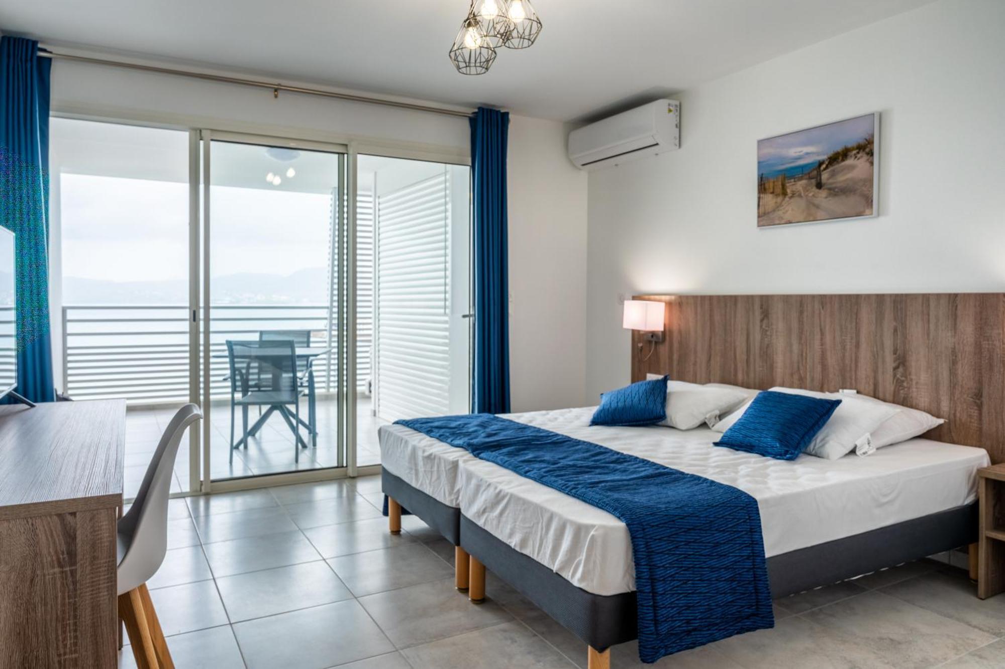 B&B Home Fort-De-France Marina Экстерьер фото